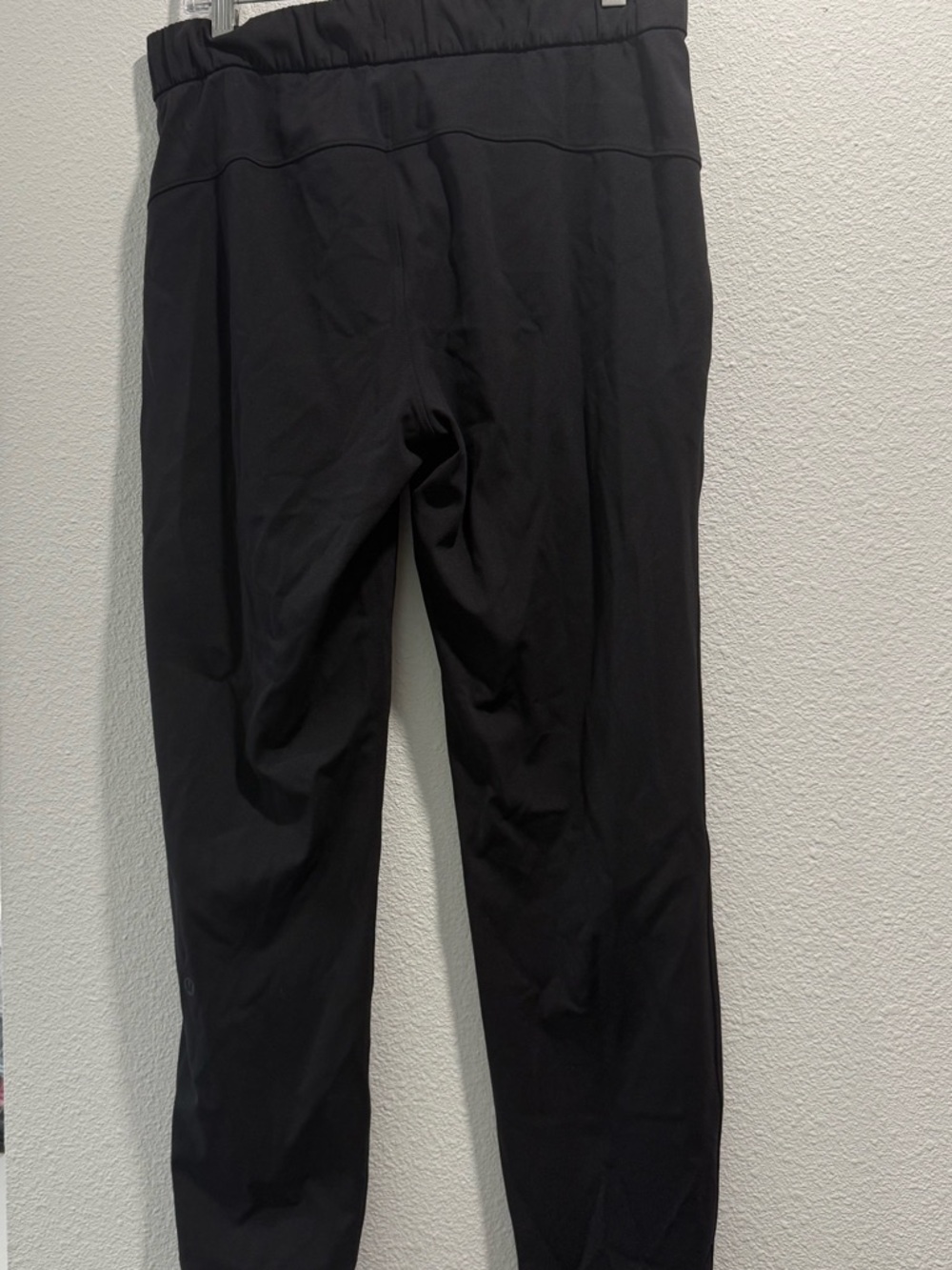 Lululemon On the Fly Pants - Picture 2 of 3